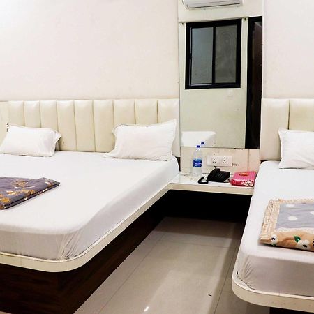 Hotel Gayatri Palace Godarpura Екстер'єр фото