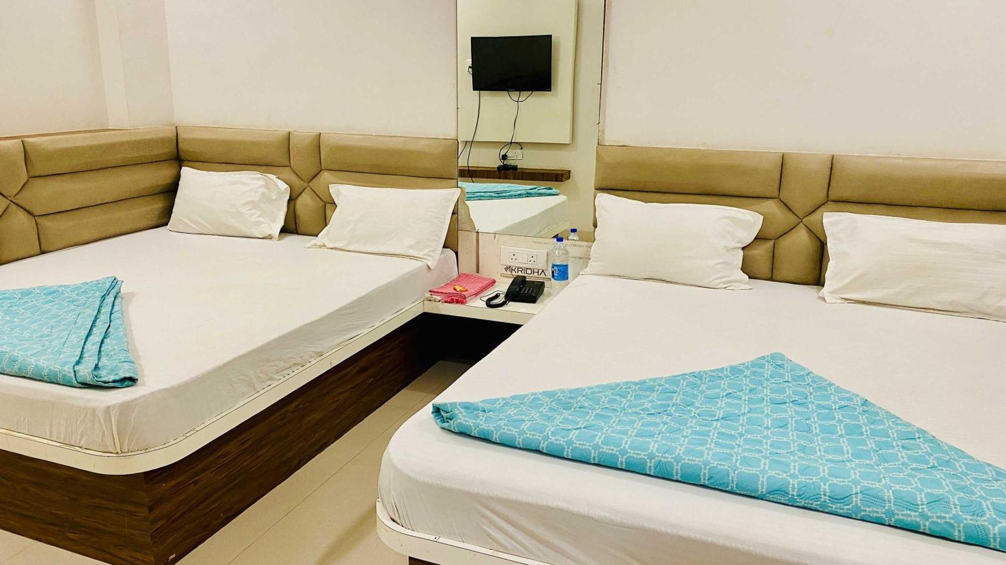 Hotel Gayatri Palace Godarpura Екстер'єр фото