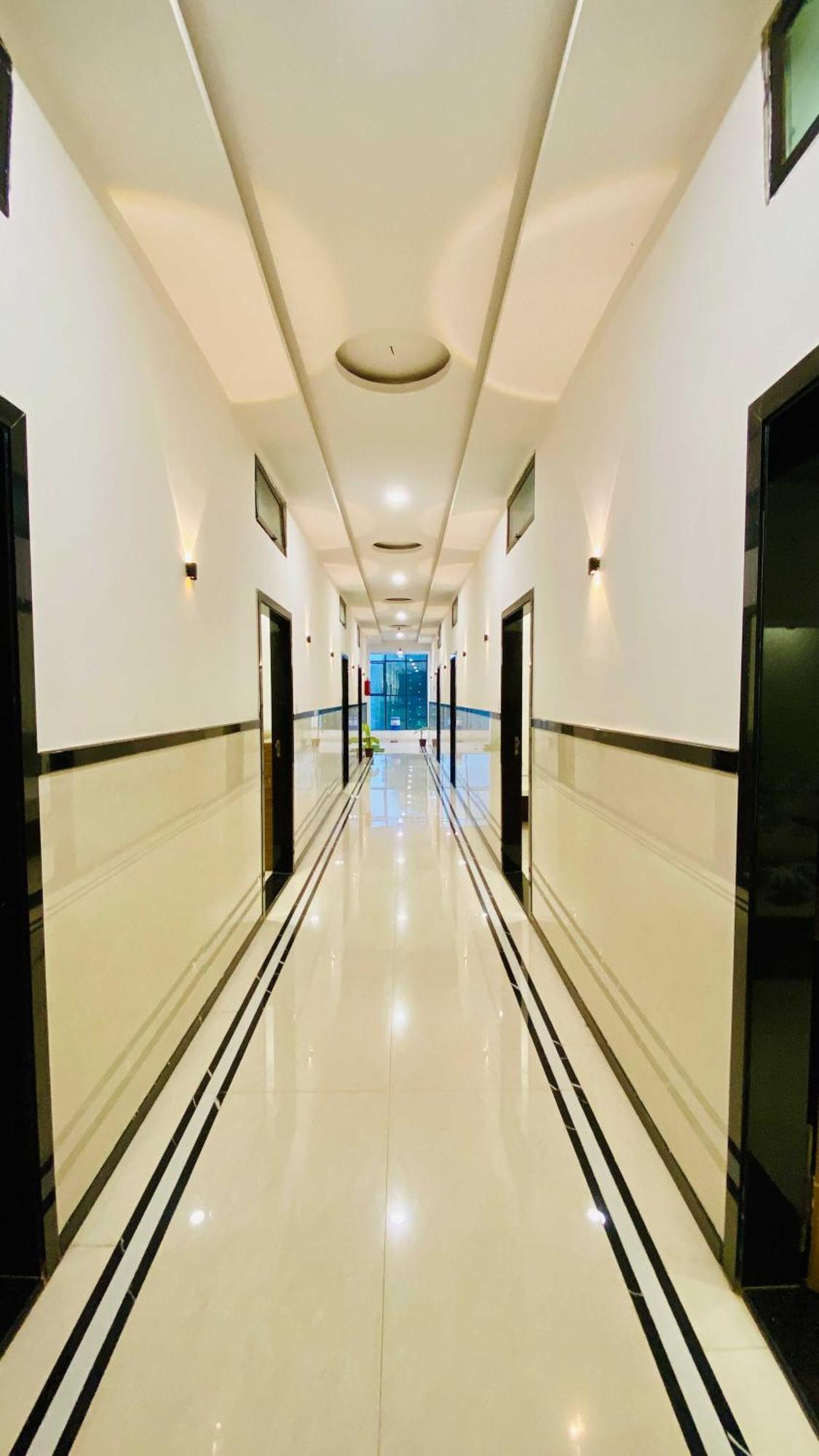 Hotel Gayatri Palace Godarpura Екстер'єр фото